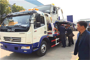 利川汽车道路救援拖车价格